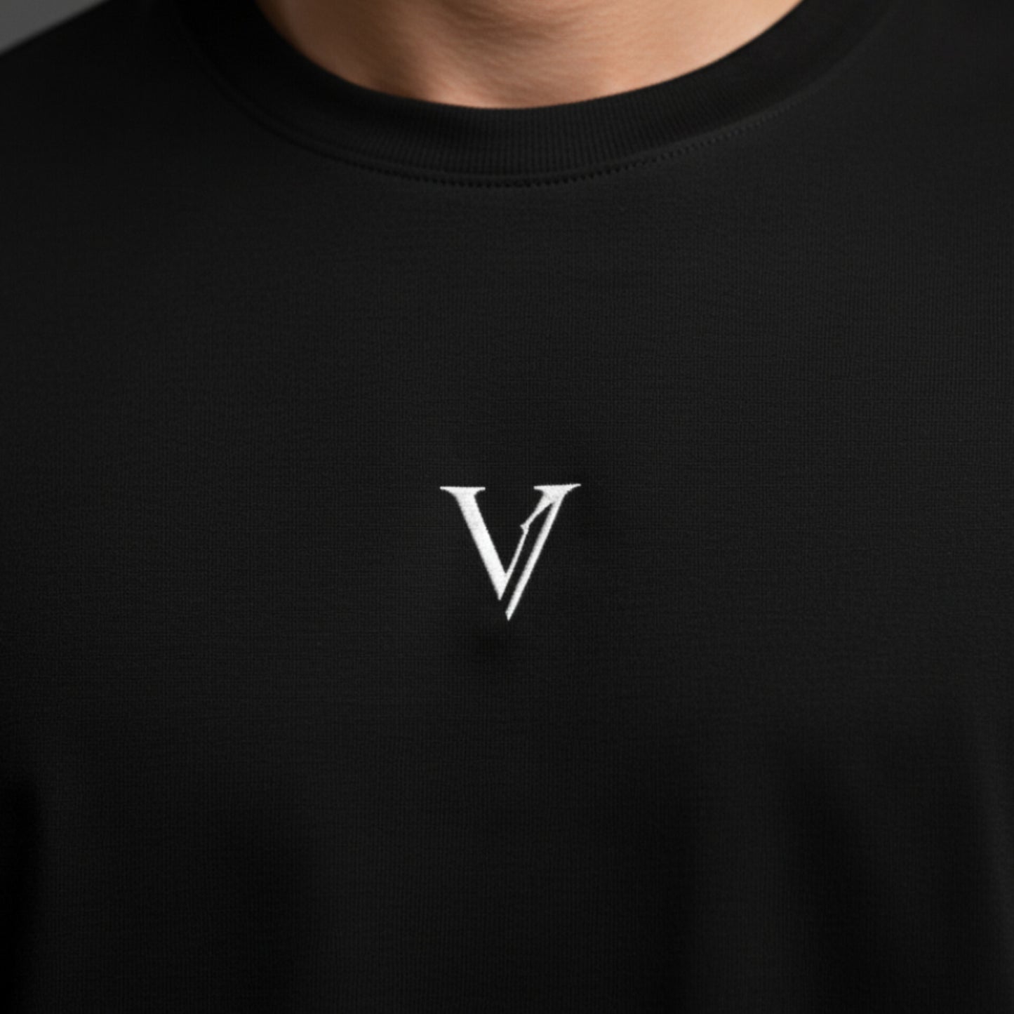 OVERSIZED - GREECE BLACK AND WHITE